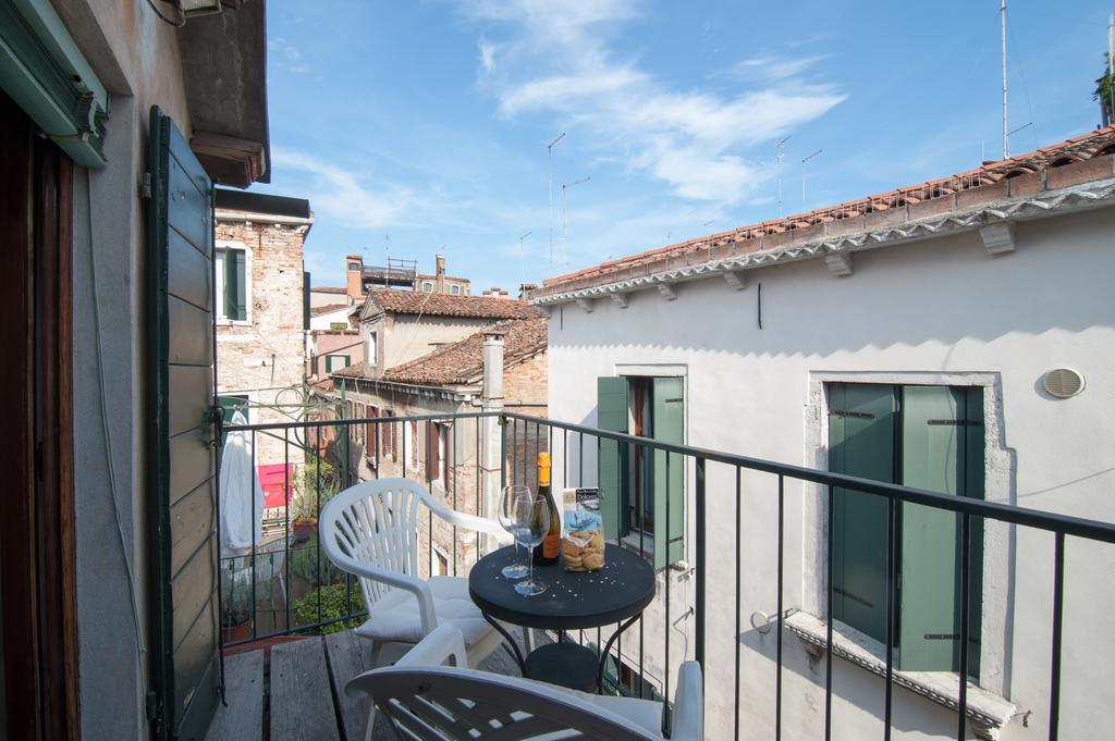 Santa Maria Formosa Appartement Venetië Buitenkant foto
